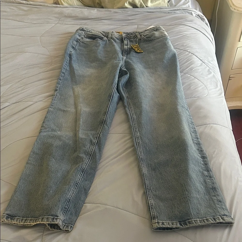 Lee/Forever 21 Jean Collab Straight Light Denim